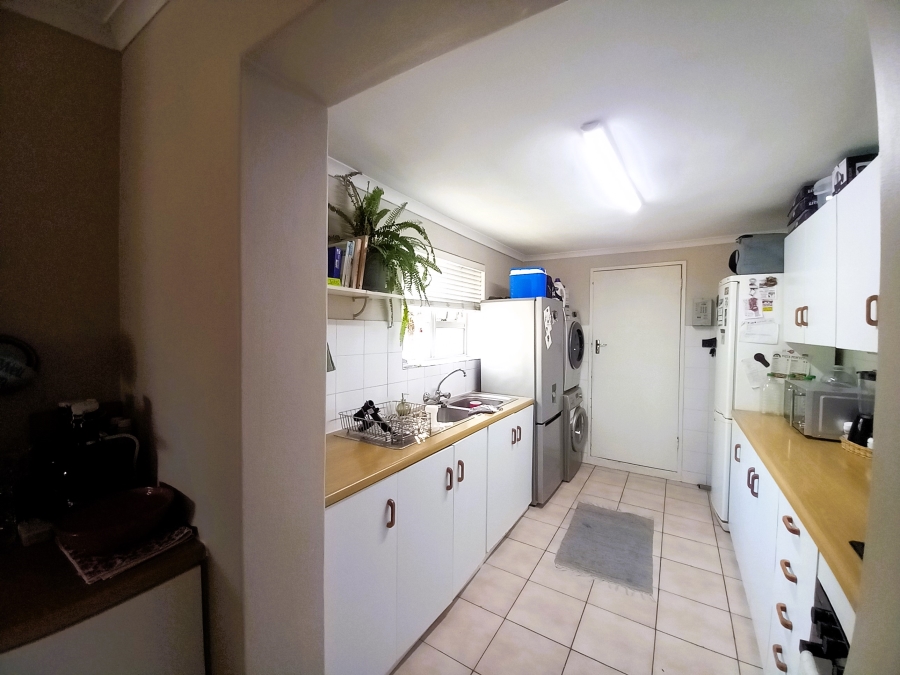 To Let 2 Bedroom Property for Rent in Goedemoed Western Cape